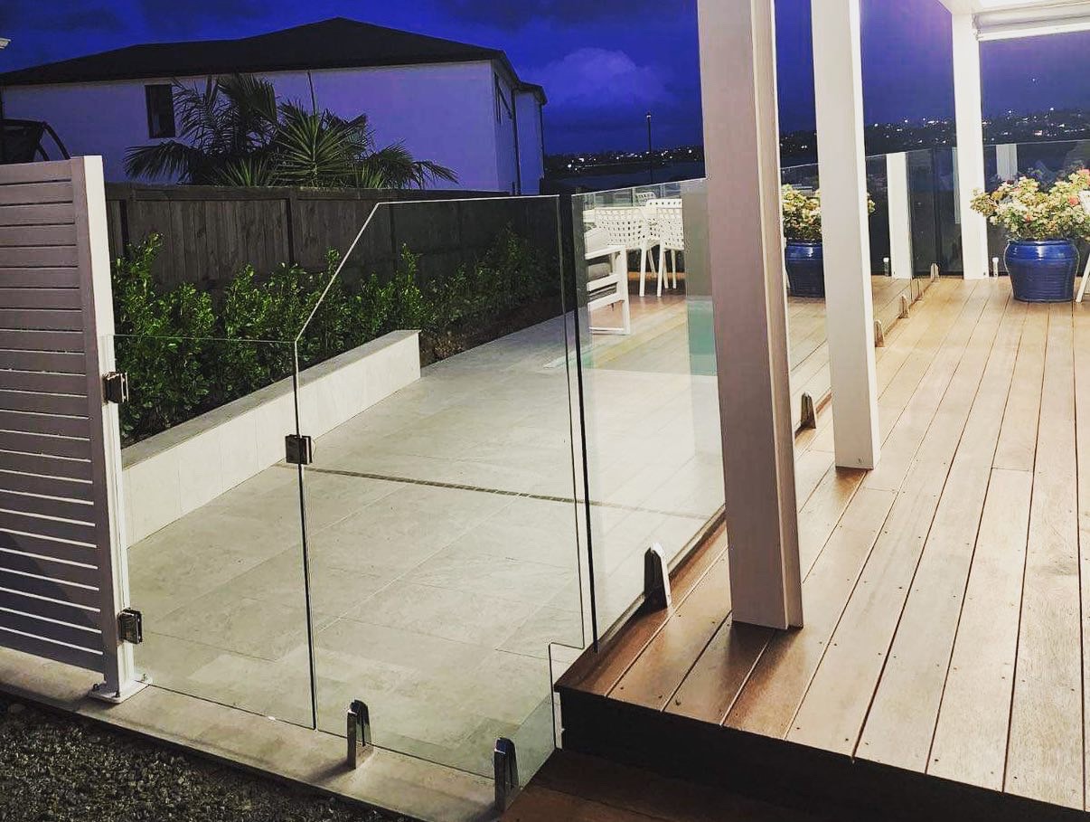 Glass pool fencing Auckland — residential installation